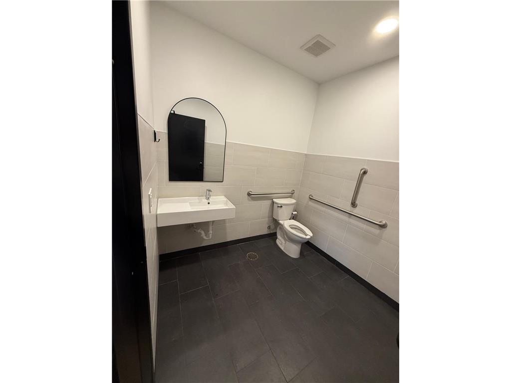 403 3rd Avenue E #Suite 2 Alexandria MN 56308 - Agnes 7000461 image11