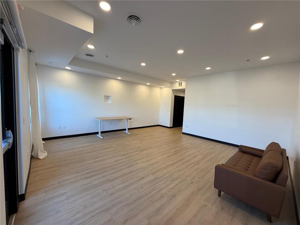 403 3rd Avenue E #Suite 2 Alexandria MN 56308 - Agnes 7000461 image4