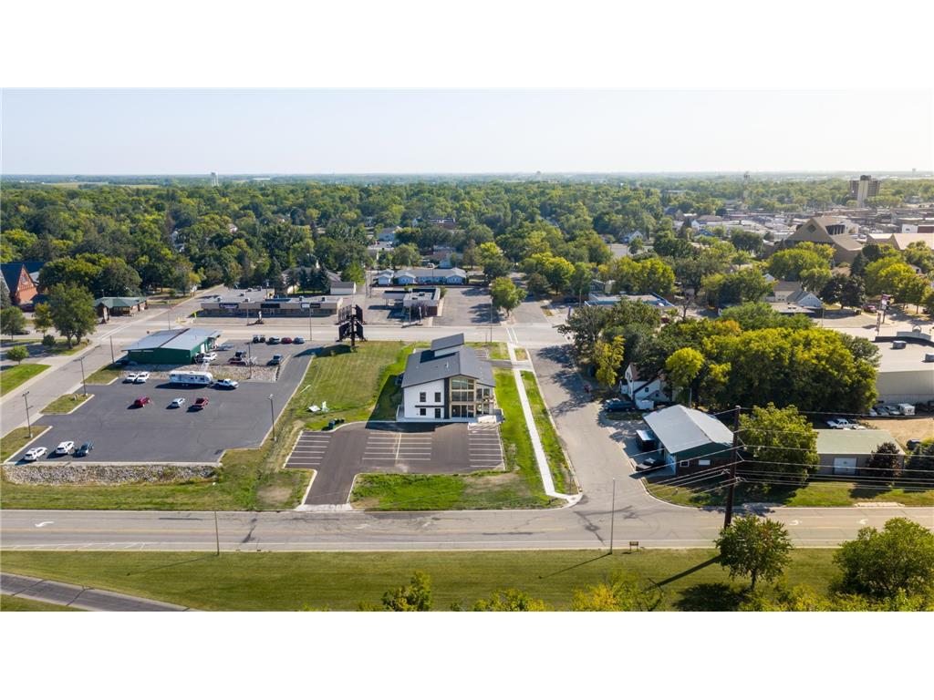 403 3rd Avenue E #Suite 3 Alexandria MN 56308 - Agnes 7048861 image4