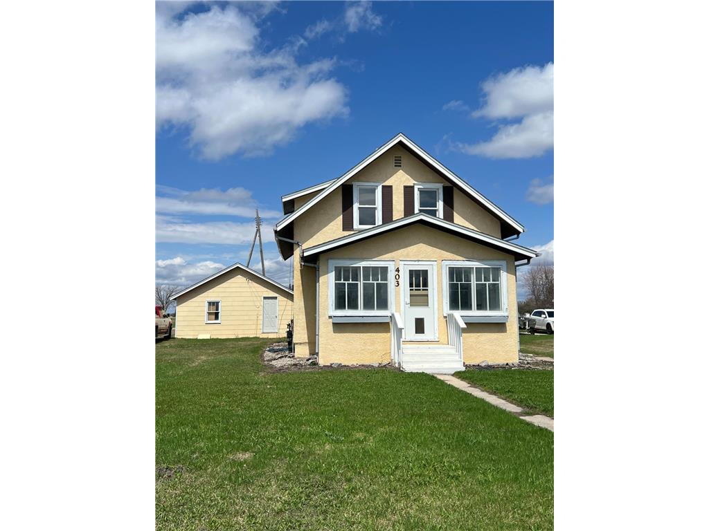 403 3rd Street NW Roseau MN 56751 6519187 image1