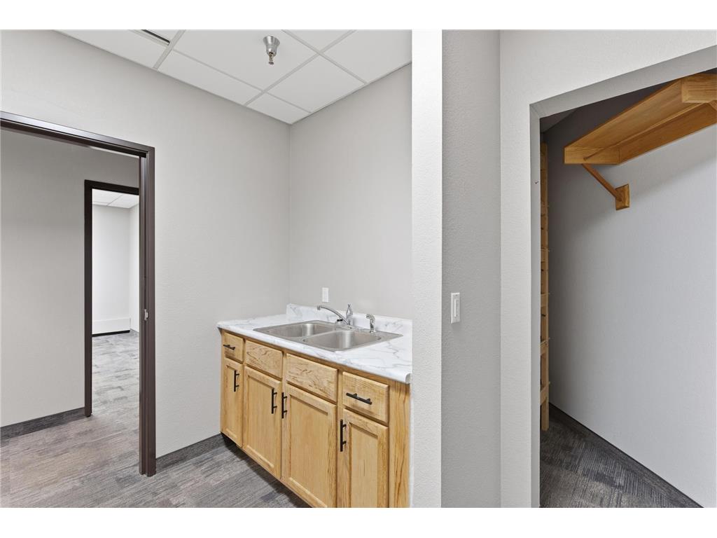 403 4th Street NW Bemidji MN 56601 7015866 image22