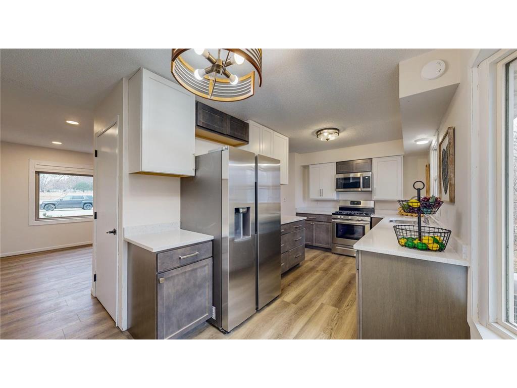 403 6th Street SW Kasson MN 55944 6498507 image1