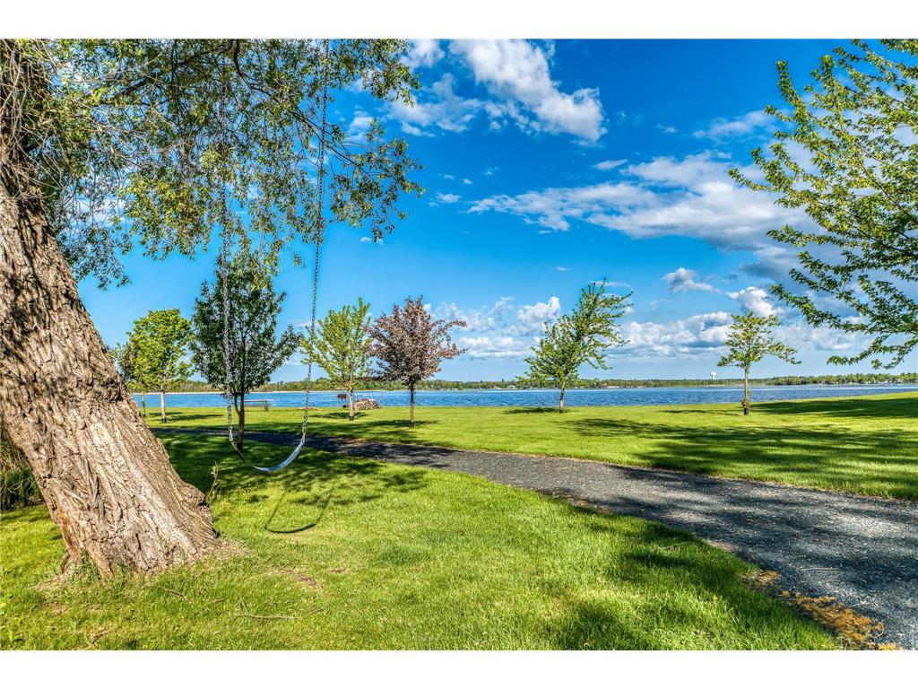 403 Clausen Avenue SW #5 Bemidji MN 56601 - Irving 7026845 image32