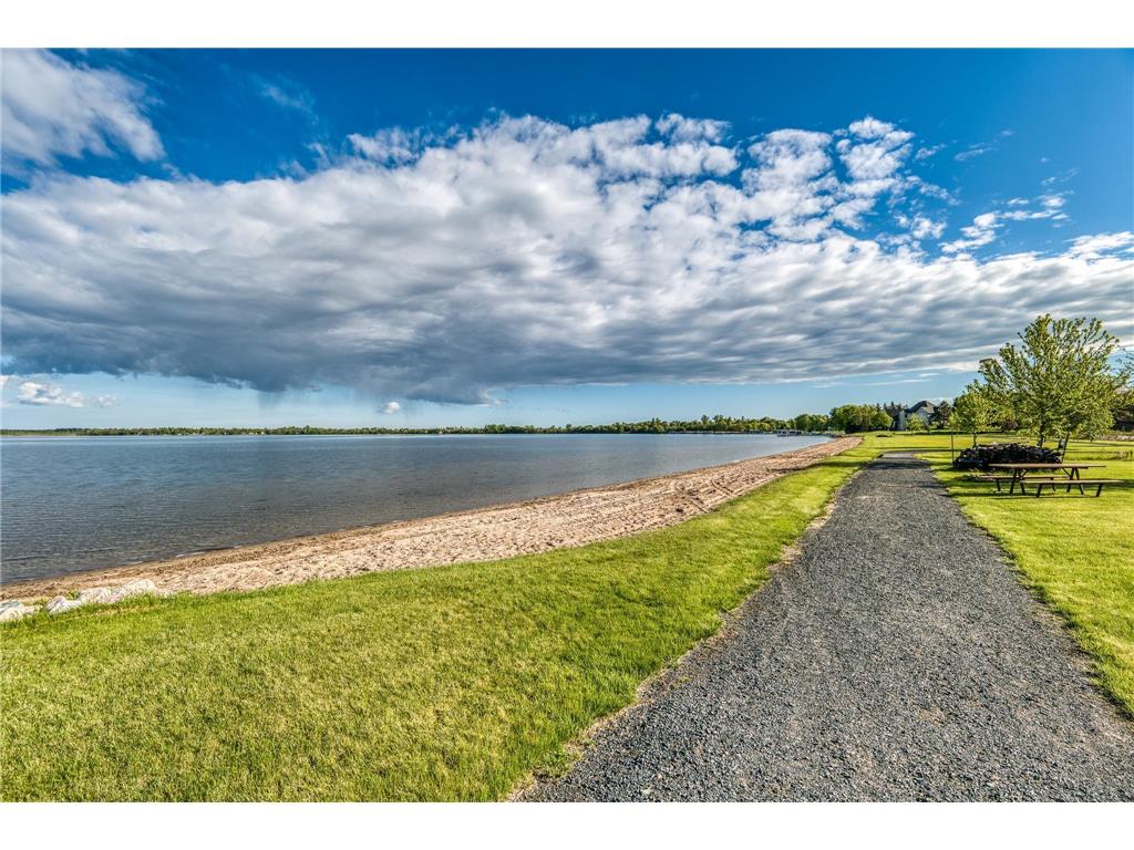 403 Clausen Avenue SW #5 Bemidji MN 56601 - Irving 7026845 image44