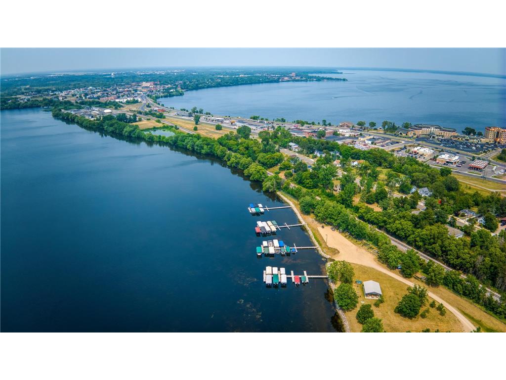 403 Clausen Avenue SW #5 Bemidji MN 56601 - Irving 7026845 image54