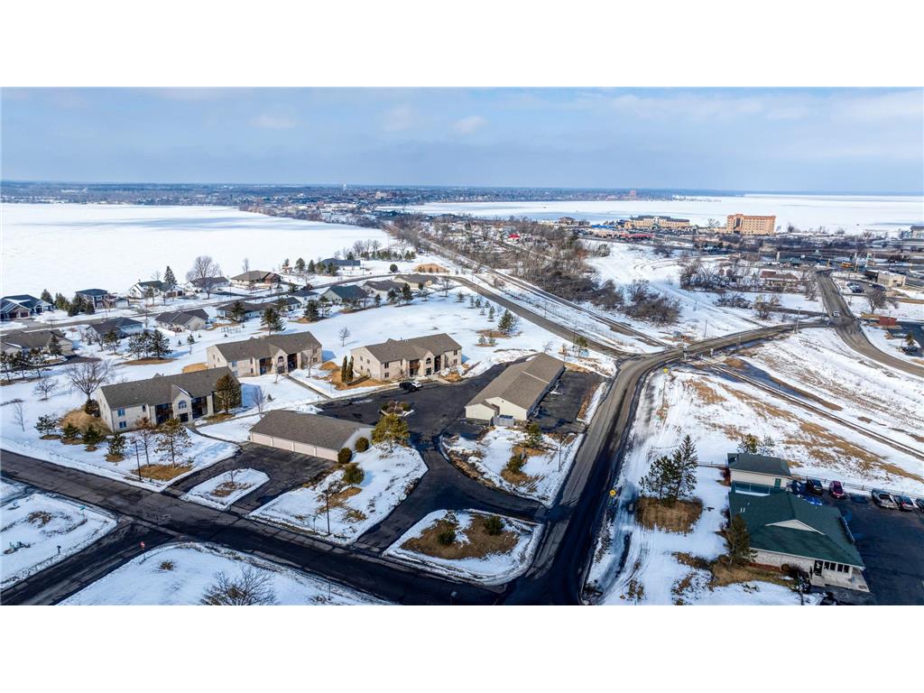 403 Clausen Avenue SW #5 Bemidji MN 56601 - Irving 7026845 image75