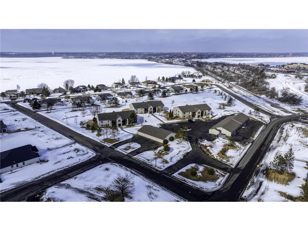 403 Clausen Avenue SW #5 Bemidji MN 56601 - Irving 7026845 image76