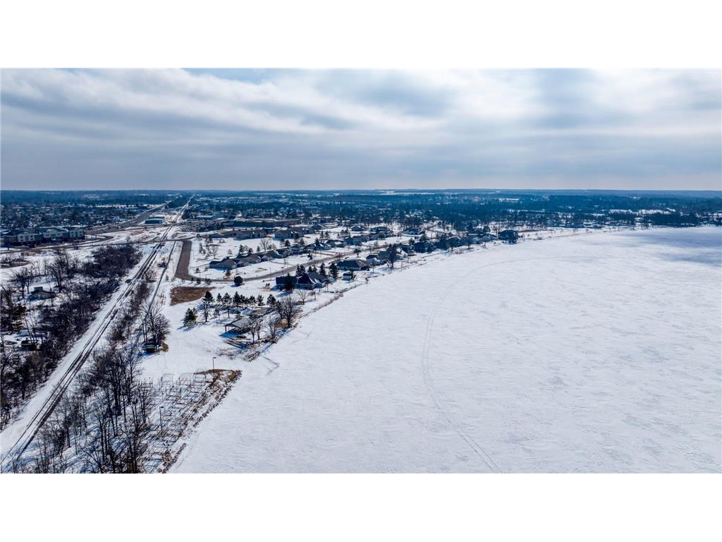 403 Clausen Avenue SW #5 Bemidji MN 56601 - Irving 7026845 image77