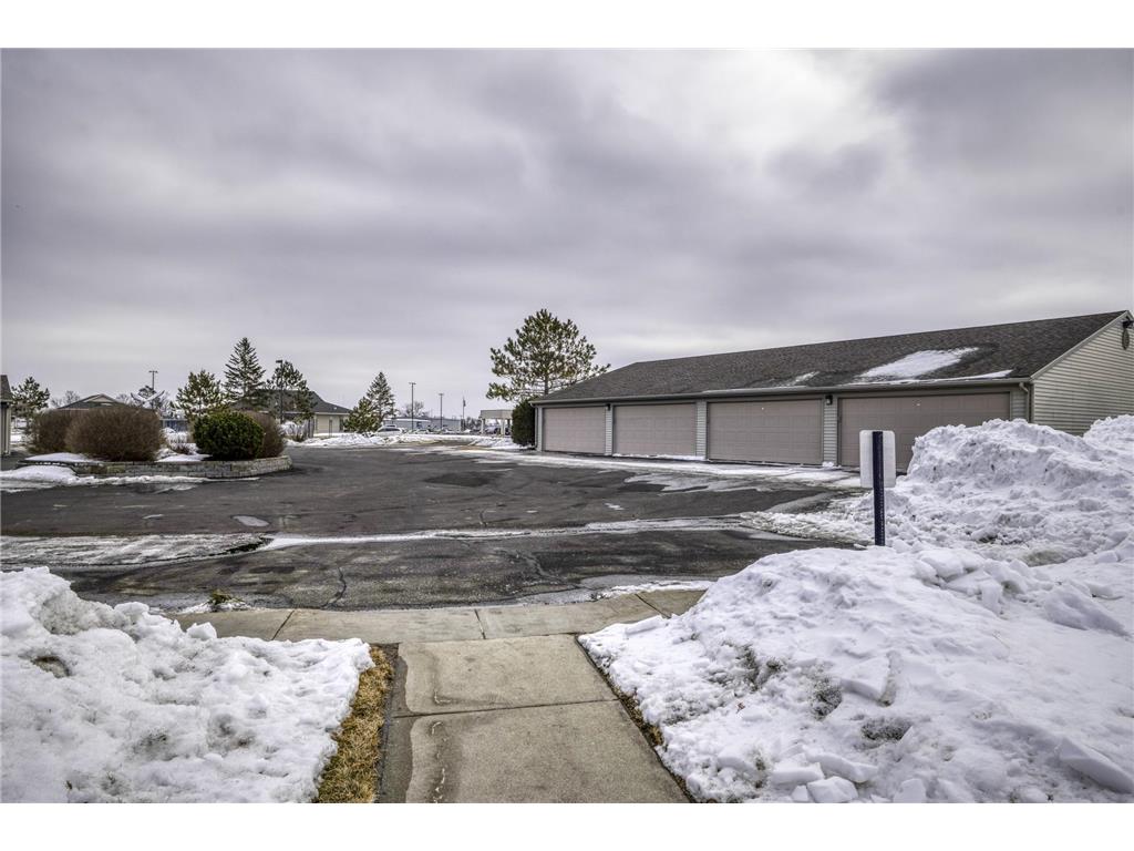 403 Clausen Avenue SW #5 Bemidji MN 56601 - Irving 7026845 image84
