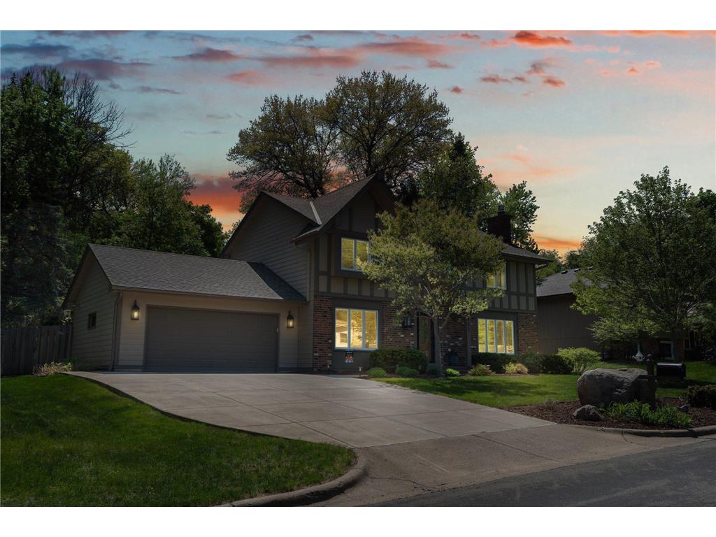 403 E 135th Street Burnsville MN 55337 6713951 image1