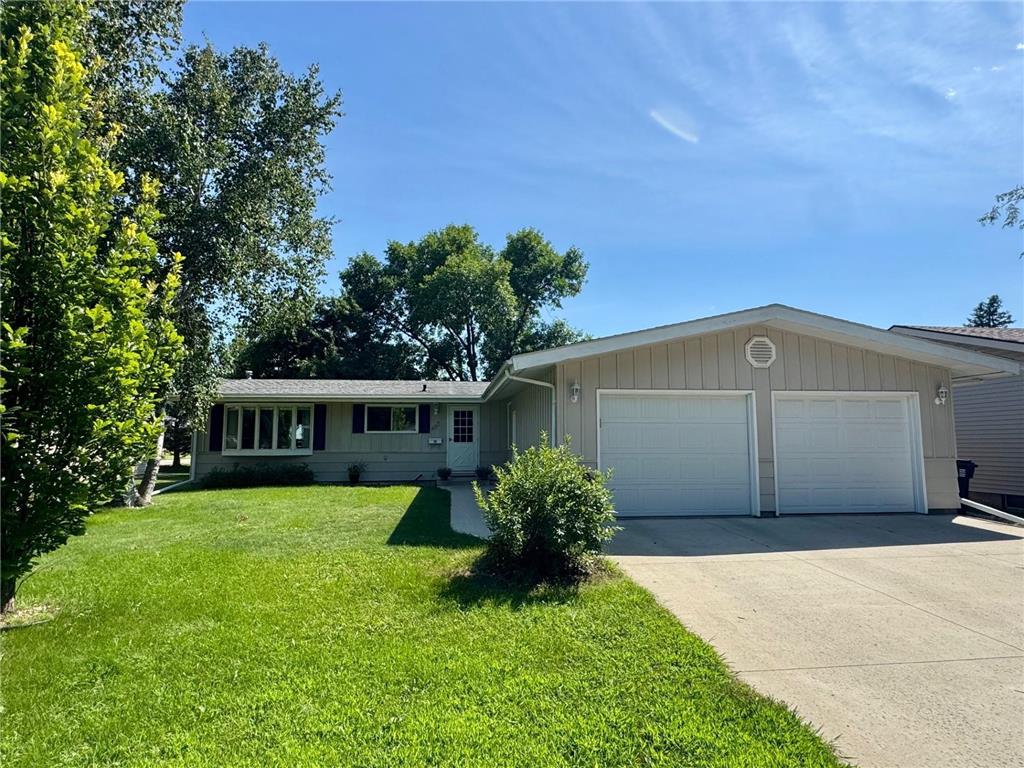 403 Elaine Avenue Marshall MN 56258 6744269 image1