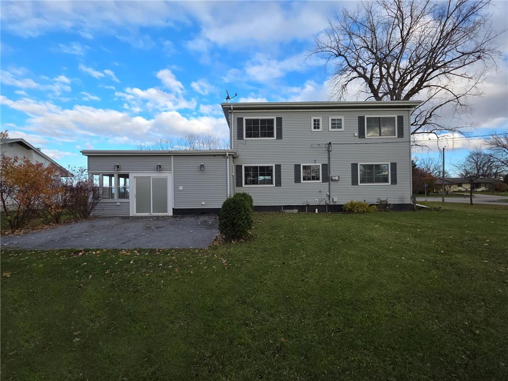 403 Lake Street Oslo MN 56744 6812591 image4