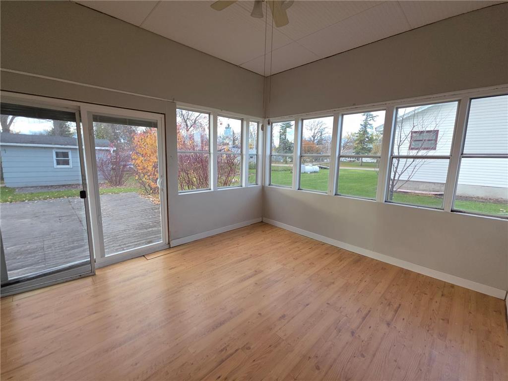 403 Lake Street Oslo MN 56744 6812591 image7