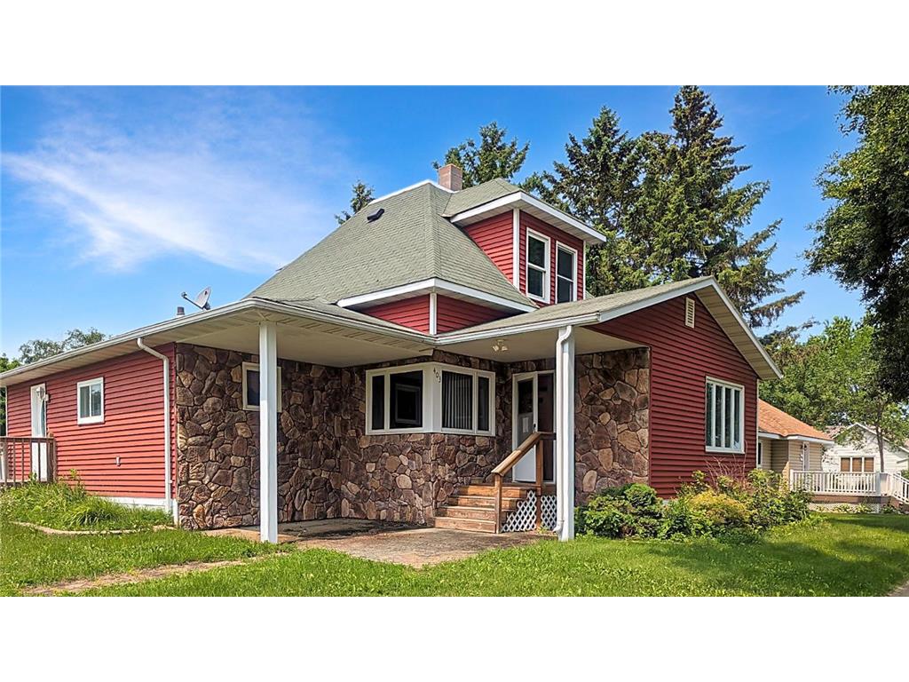 403 Main Street, Oklee, MN 56742 MLS 6404003 Edina Realty