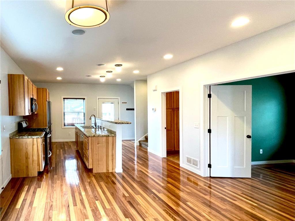 403 Monroe Avenue S Edina MN 55343 7053442 image3