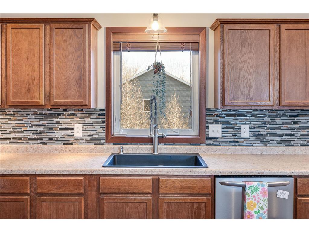 403 Perry Street Eagle Lake MN 56024 7049719 image12