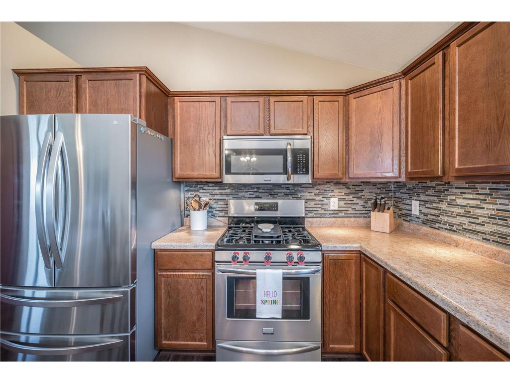 403 Perry Street Eagle Lake MN 56024 7049719 image13