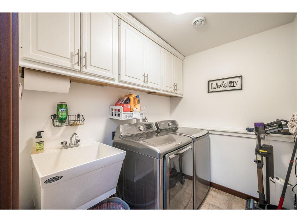 403 Perry Street Eagle Lake MN 56024 7049719 image29