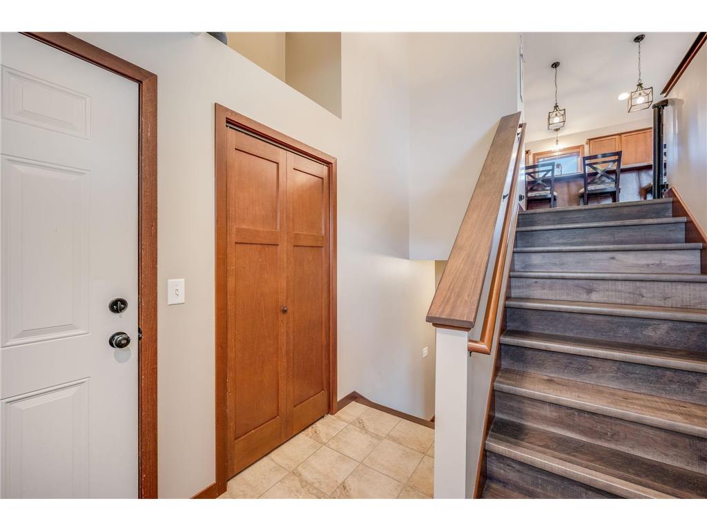 403 Perry Street Eagle Lake MN 56024 7049719 image4