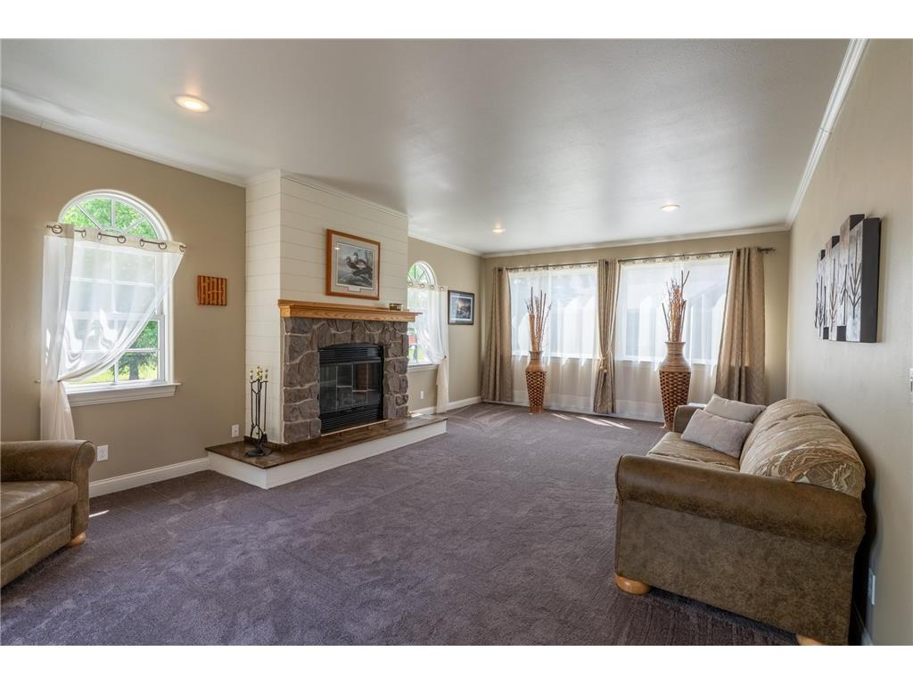 403 Riverview Drive SE Warroad MN 56763 - Warroad River - East Branch 6741572 image15