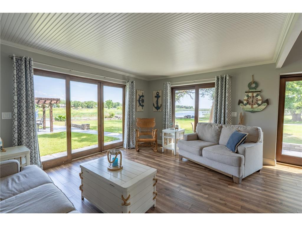 403 Riverview Drive SE Warroad MN 56763 - Warroad River - East Branch 6741572 image28