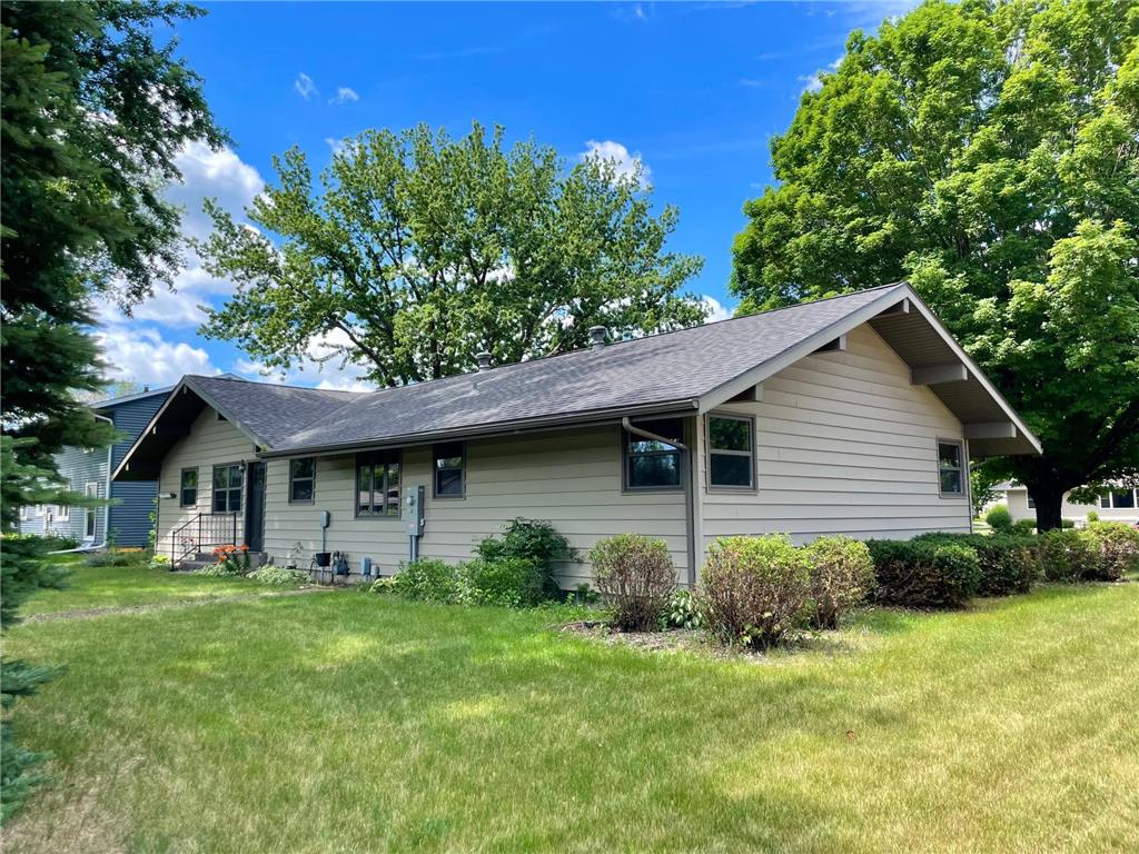 403 S Paffrath Avenue Springfield MN 56087 7098333 image3