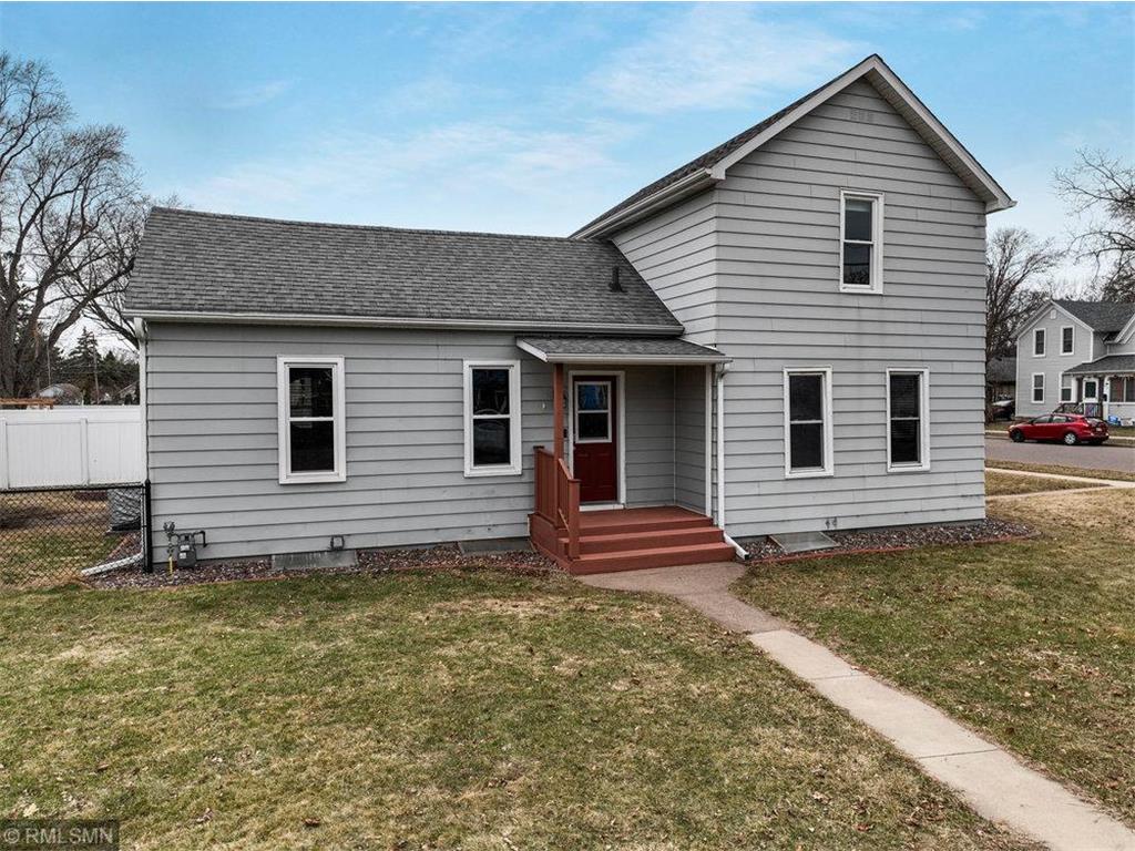403 W Elm Street Chippewa Falls WI 54729 6697638 image1