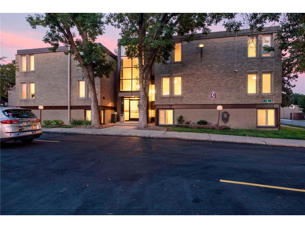 4030 15th Avenue S #10C Minneapolis MN 55407 7096787 image1
