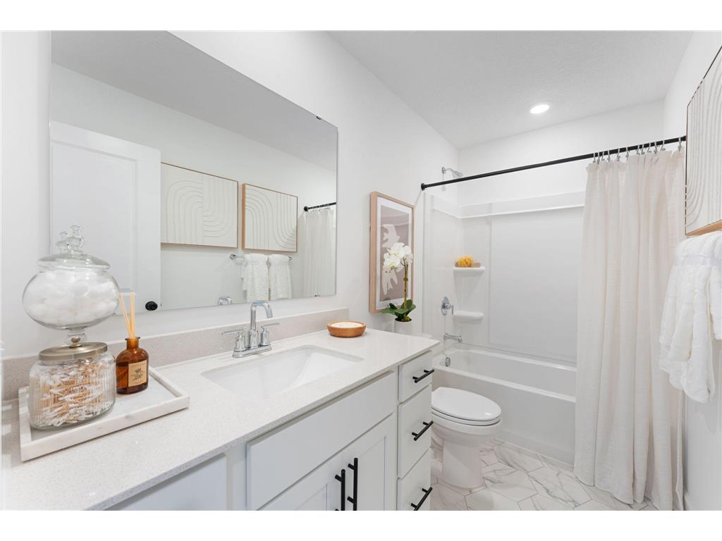 4030 Hayward Avenue N Oakdale MN 55128 7031637 image16