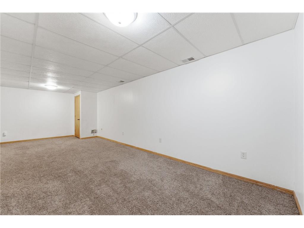 4030 Woodhill Court Rockford MN 55373 7059043 image24