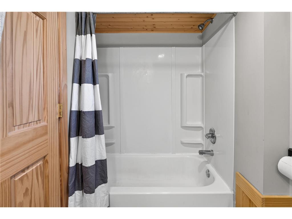 4032 Oakland Street Saint Bonifacius MN 55375 7093582 image38