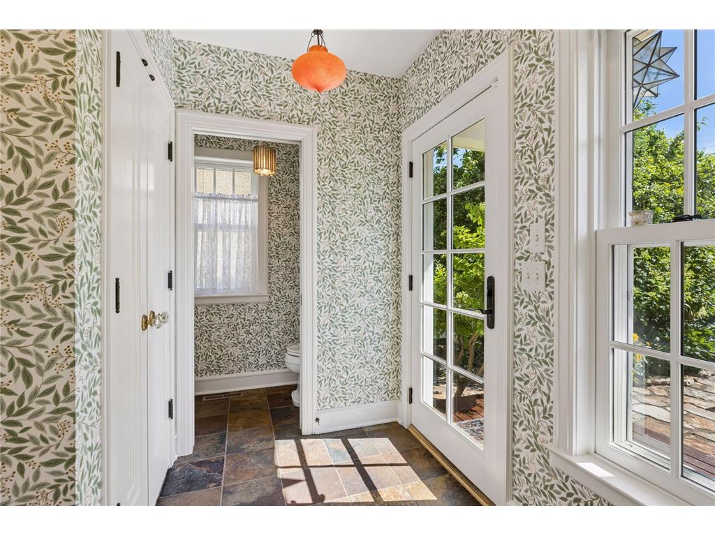 4033 Ewing Avenue S Minneapolis MN 55410 7091559 image27