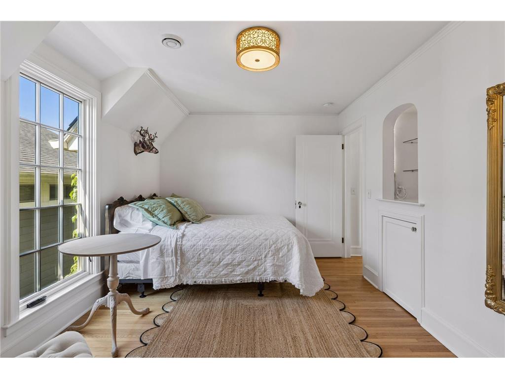 4033 Ewing Avenue S Minneapolis MN 55410 7091559 image44