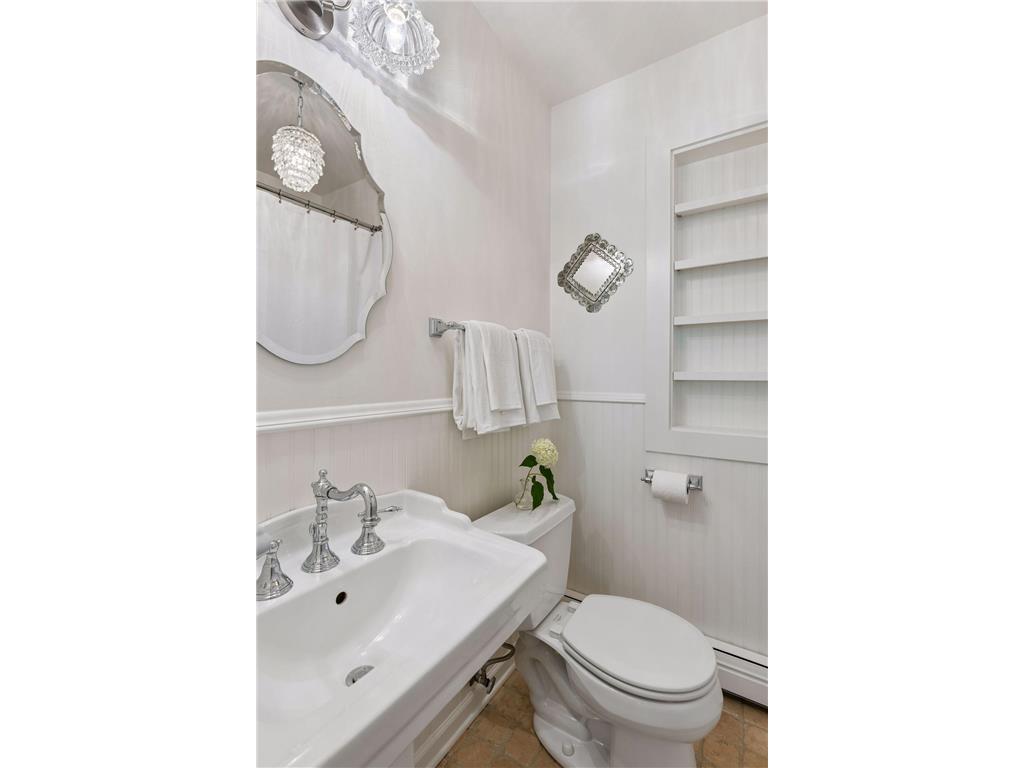 4033 Ewing Avenue S Minneapolis MN 55410 7091559 image48