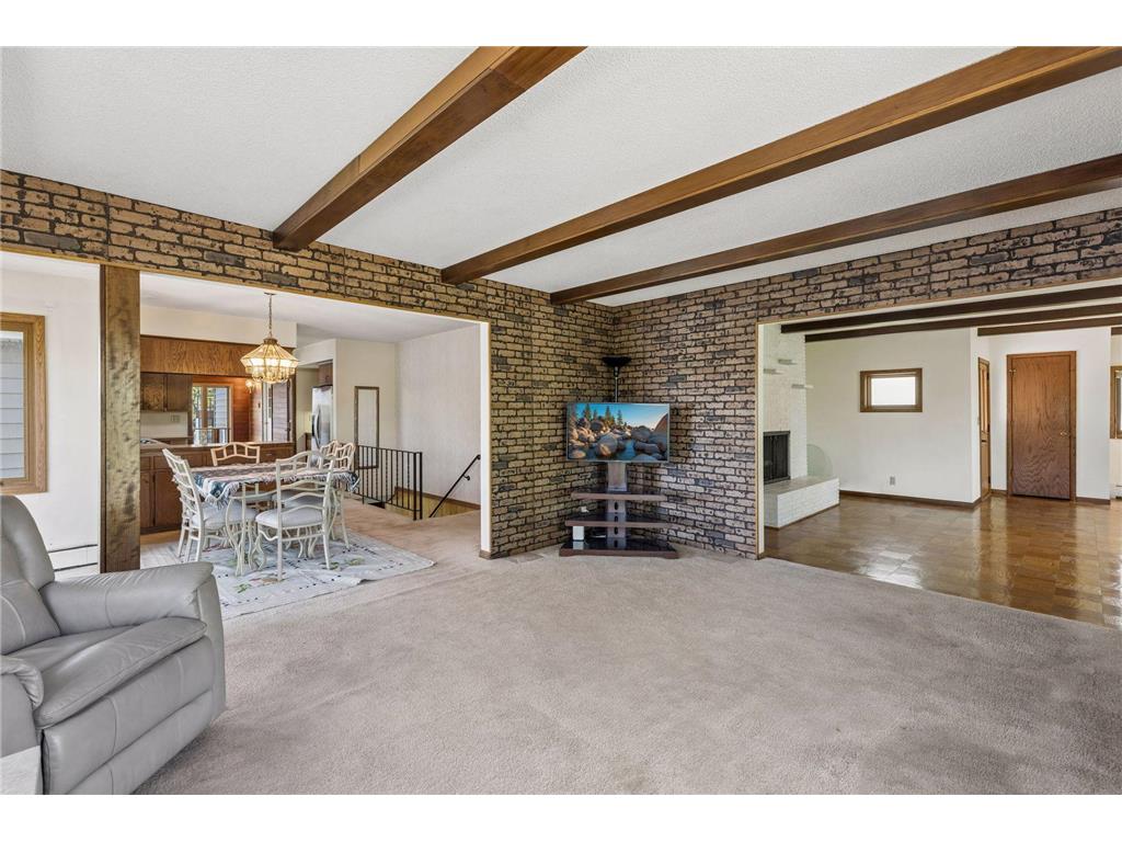 4033 Silver Lake Terrace NE Saint Anthony MN 55421 - Silver 7048213 image15