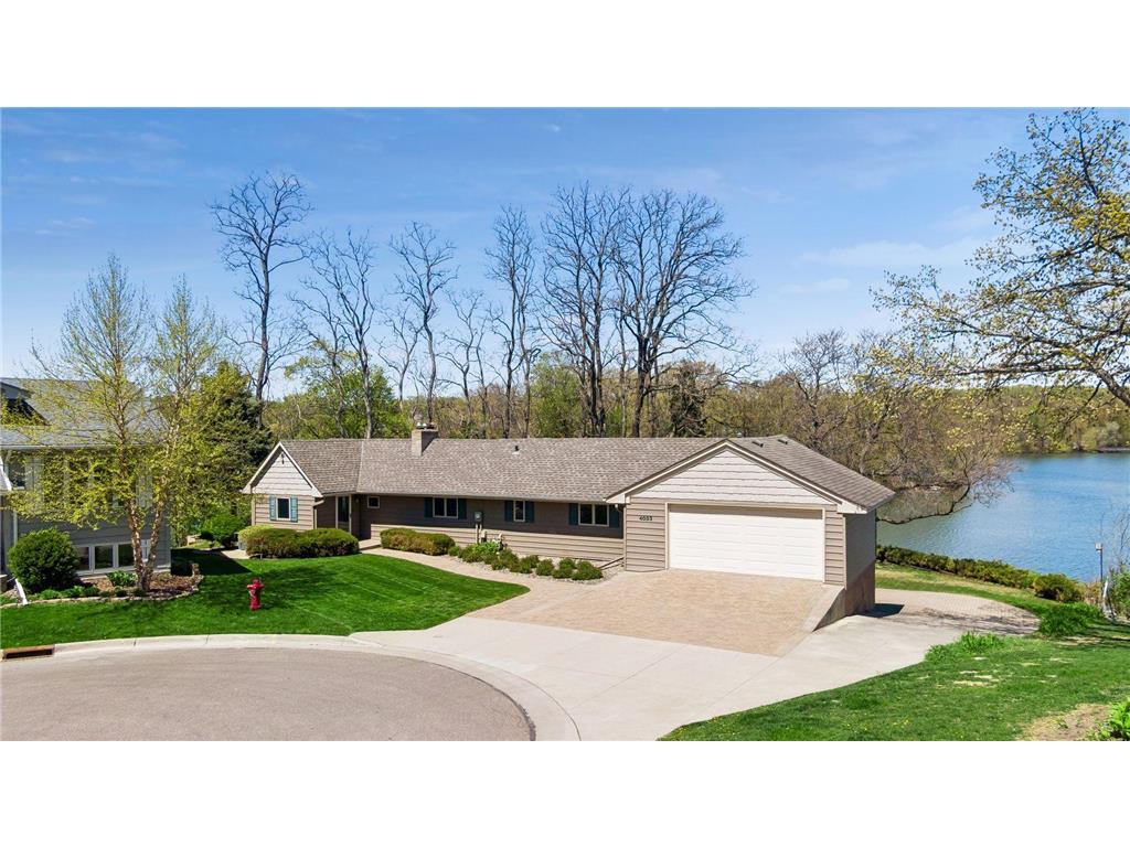 4033 Silver Lake Terrace NE Saint Anthony MN 55421 - Silver 7048213 image2