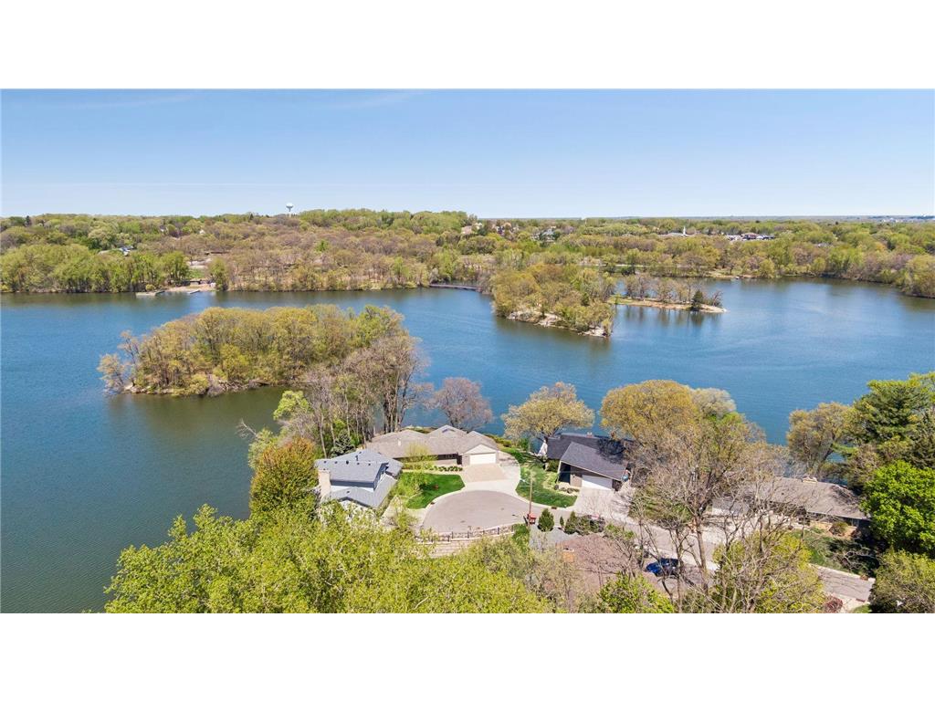 4033 Silver Lake Terrace NE Saint Anthony MN 55421 - Silver 7048213 image3