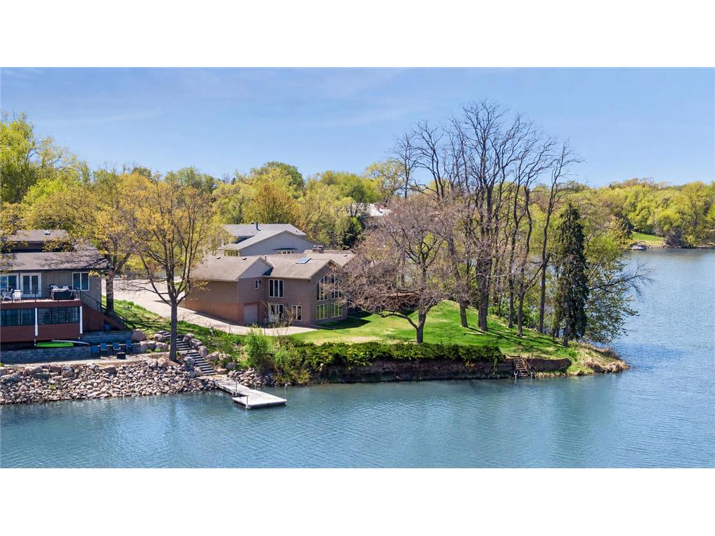 4033 Silver Lake Terrace NE Saint Anthony MN 55421 - Silver 7048213 image5