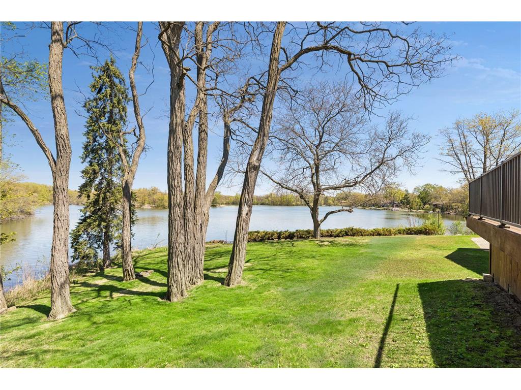 4033 Silver Lake Terrace NE Saint Anthony MN 55421 - Silver 7048213 image52