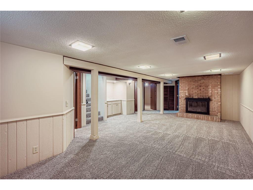 4035 Louisiana Avenue N New Hope MN 55427 7004055 image17