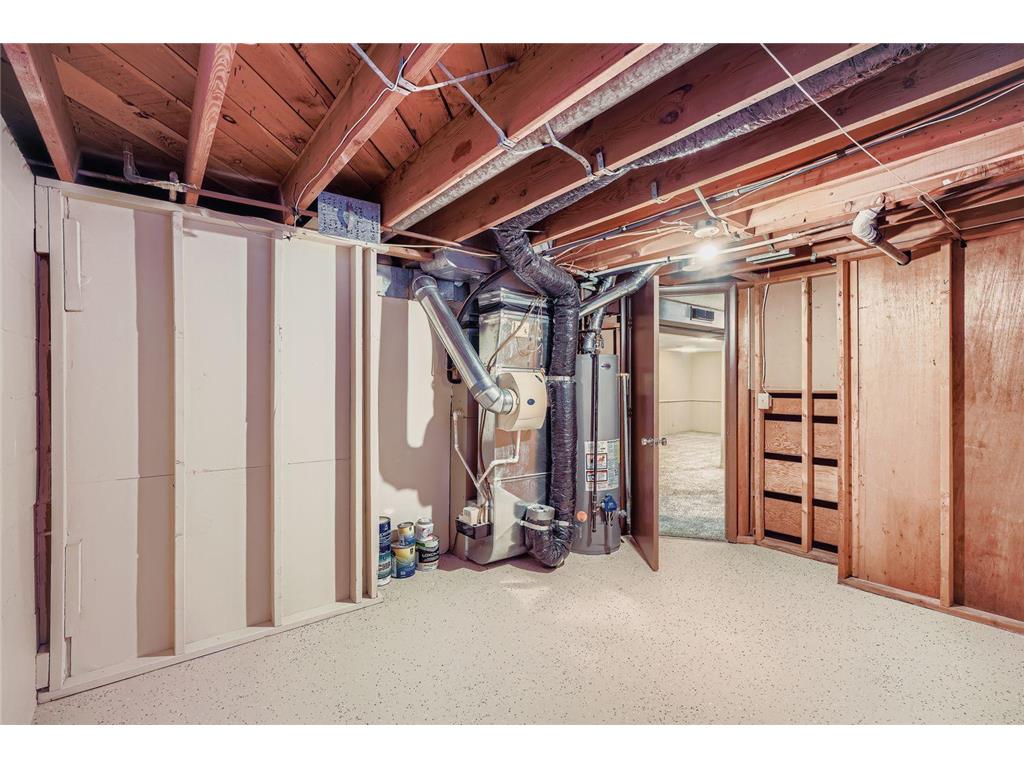 4035 Louisiana Avenue N New Hope MN 55427 7004055 image22