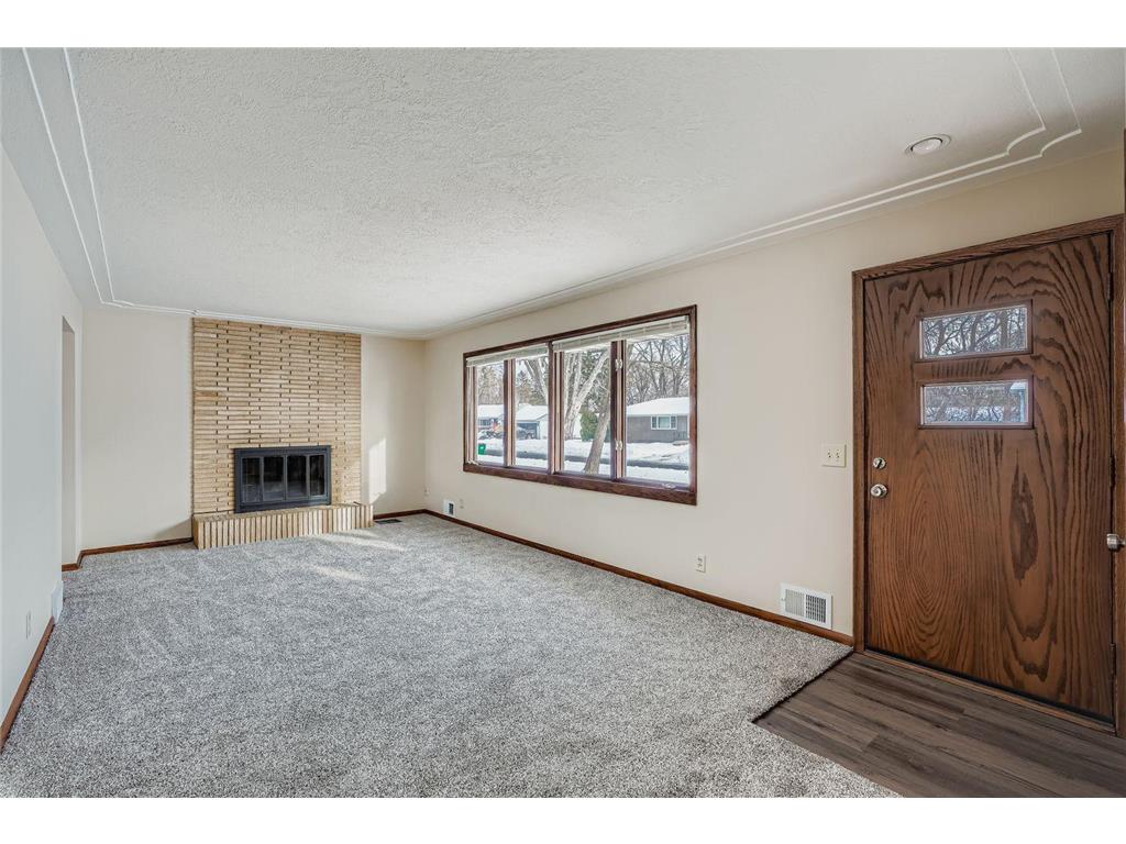 4035 Louisiana Avenue N New Hope MN 55427 7004055 image5