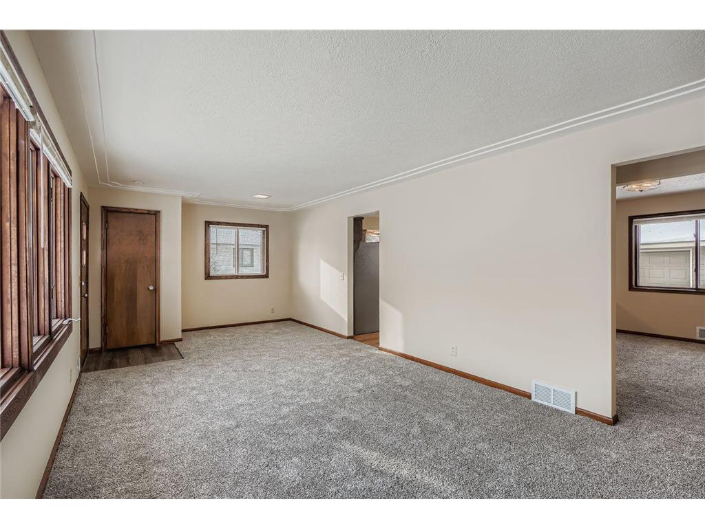 4035 Louisiana Avenue N New Hope MN 55427 7004055 image7