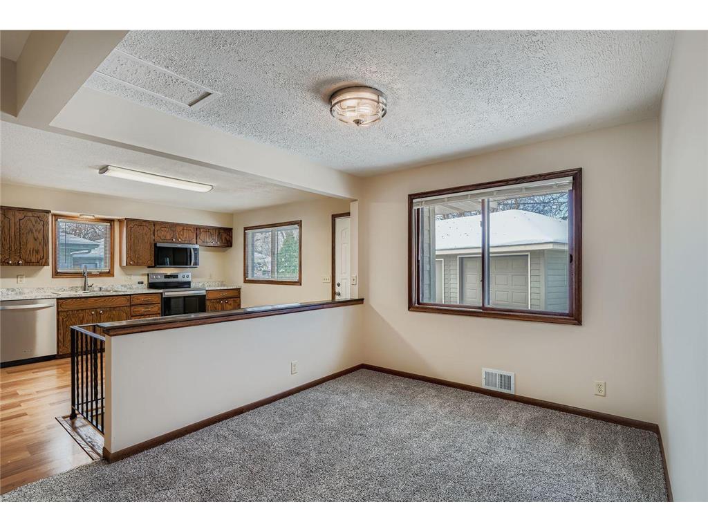 4035 Louisiana Avenue N New Hope MN 55427 7004055 image8