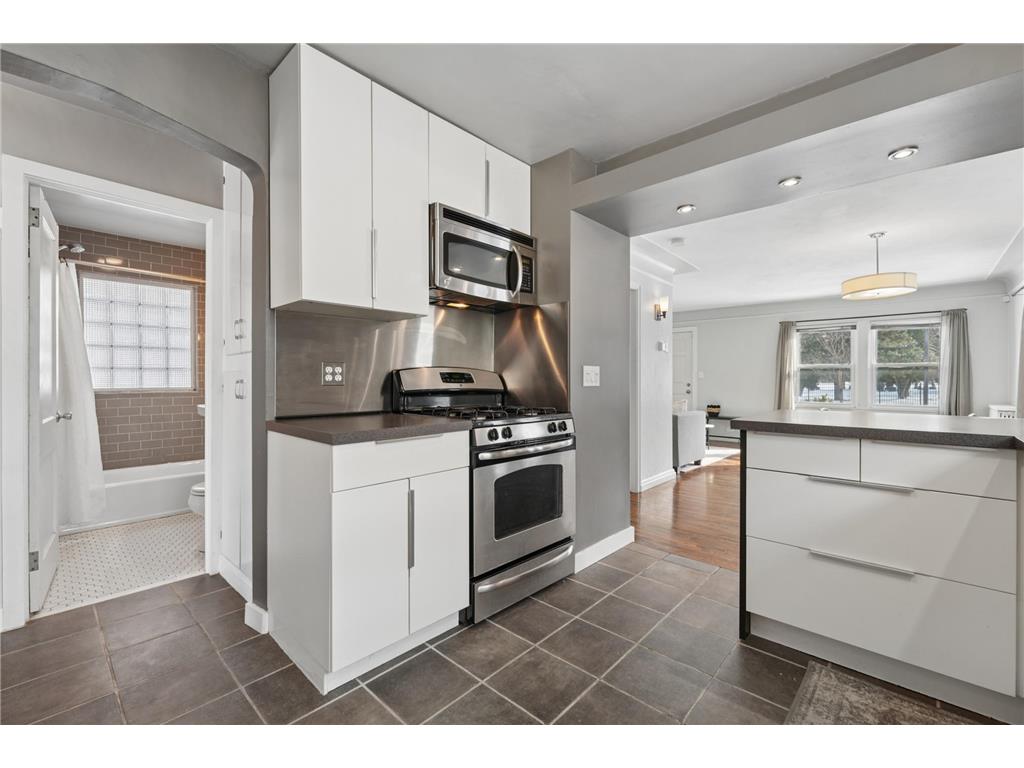 4035 Penn Avenue N Minneapolis MN 55412 7035676 image17