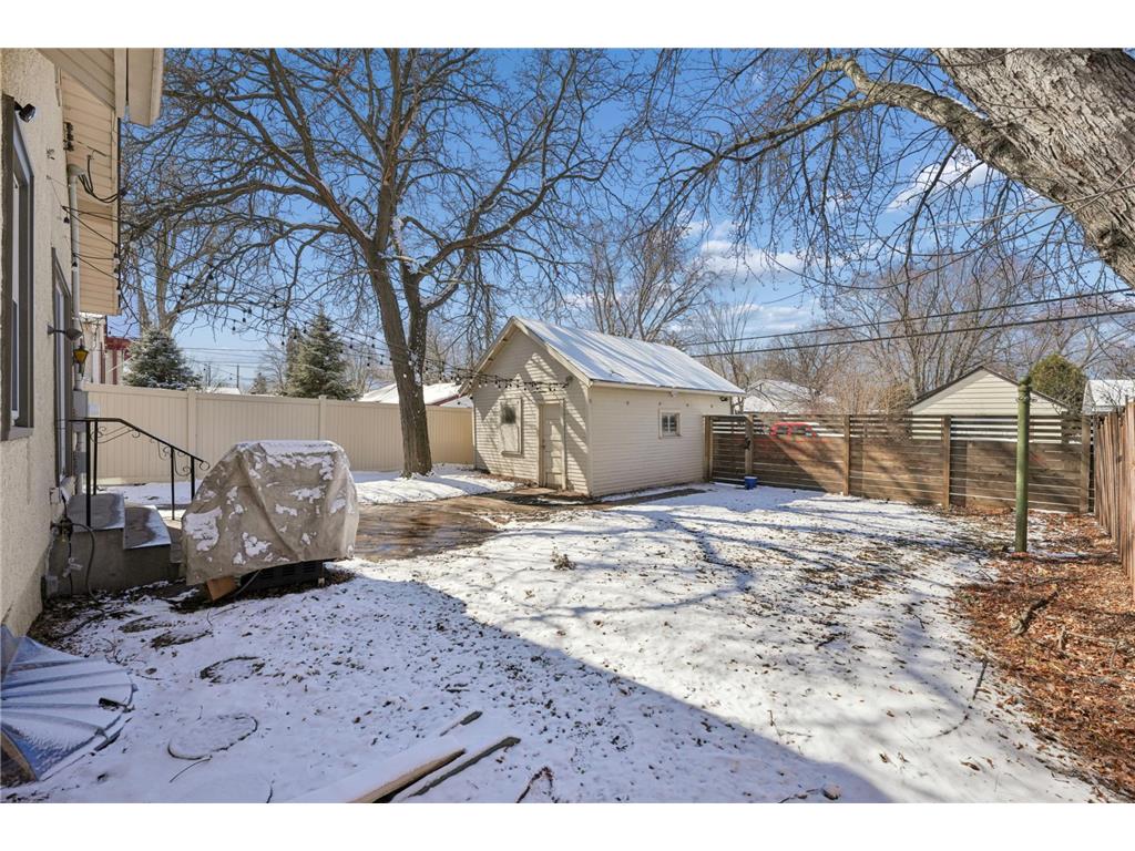 4035 Penn Avenue N Minneapolis MN 55412 7035676 image2