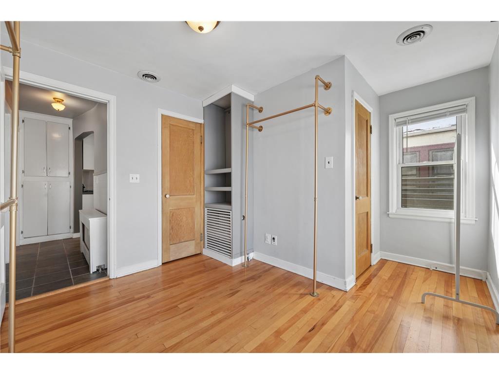 4035 Penn Avenue N Minneapolis MN 55412 7035676 image24