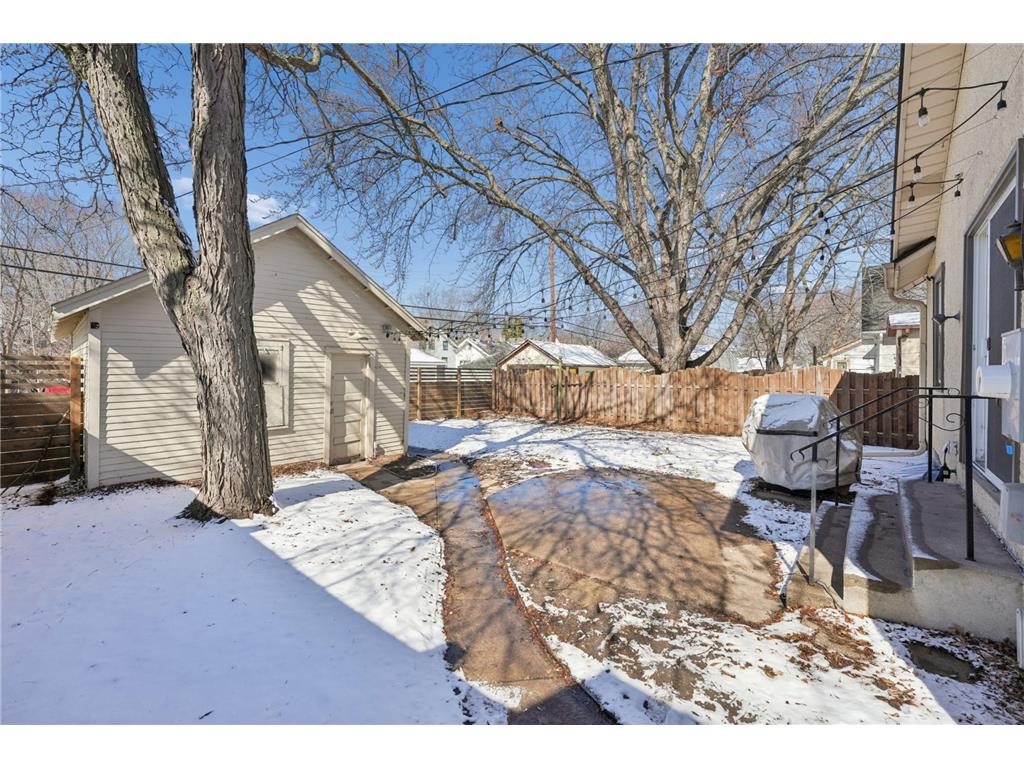 4035 Penn Avenue N Minneapolis MN 55412 7035676 image33