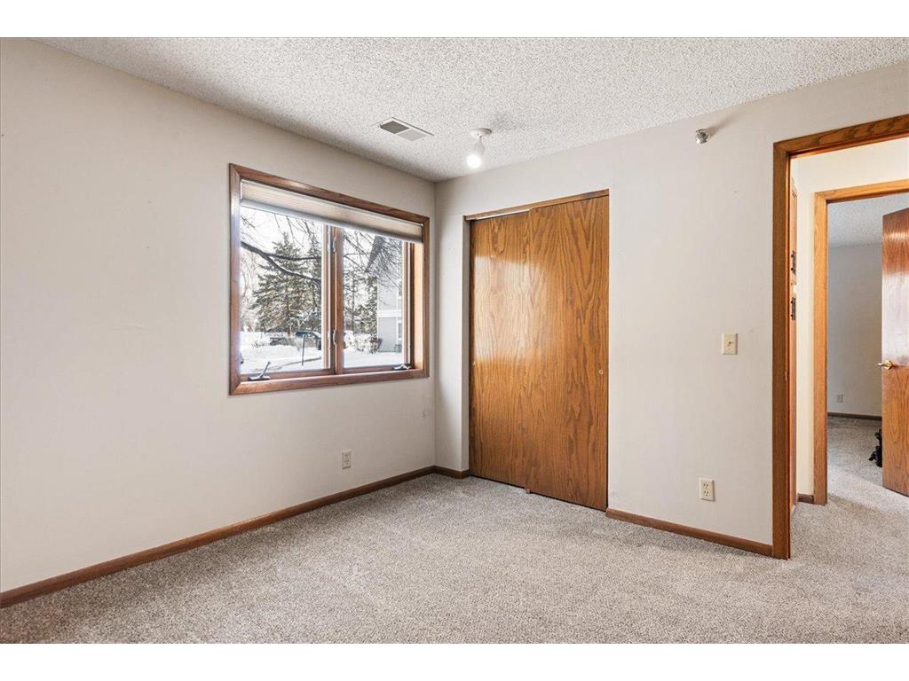 4035 Victoria Street N #110 Shoreview MN 55126 7001449 image15