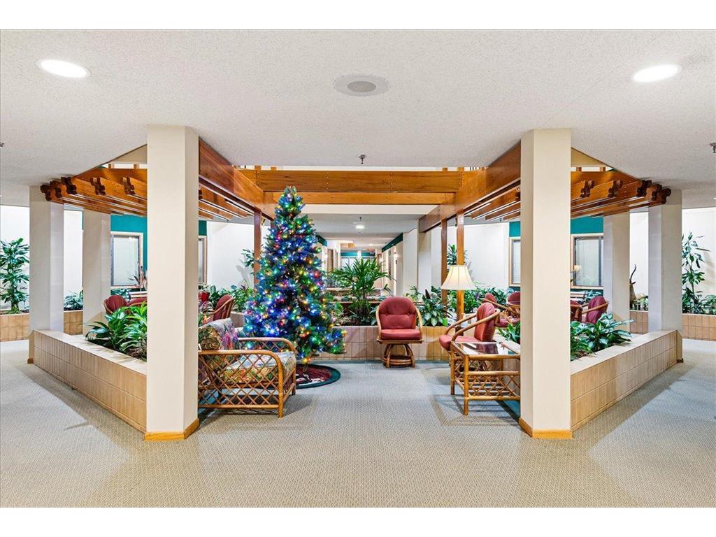 4035 Victoria Street N #110 Shoreview MN 55126 7001449 image2